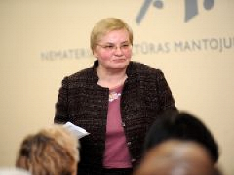 Deputāti: Pret Latgales karoga zaimotājiem jāvēršas ar likuma bardzību