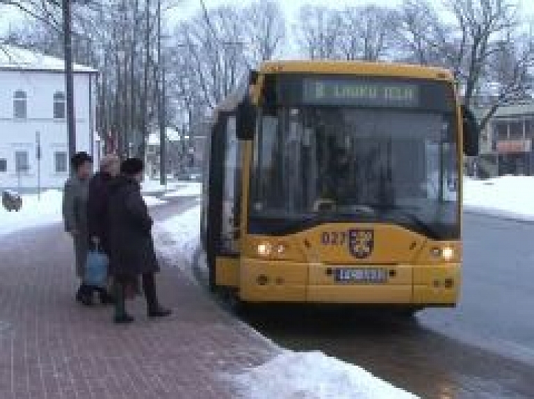 Latgales Reģionālā TV: SIA "Rēzeknes Satiksme" autobusi ieguvuši jaunu vārdu