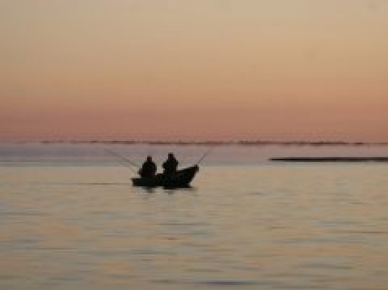 Ludzas novada pašvaldība rīko slēgto izsoli zvejai Cirmas ezerā