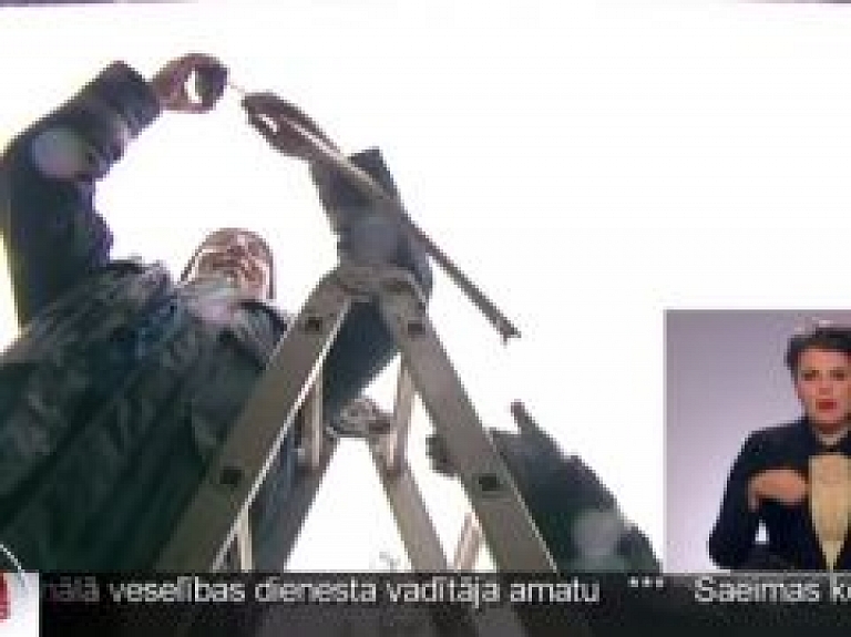 Medemciema gājēju tunelī atjauno apgaismojumu