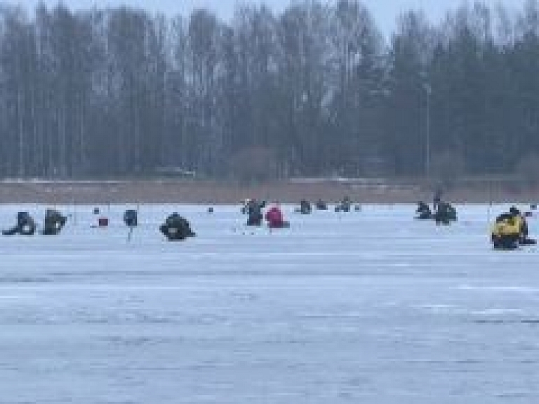 Latgales Reģionālā TV: Latvijas čempionāts zemledus makšķerēšanā Balvos