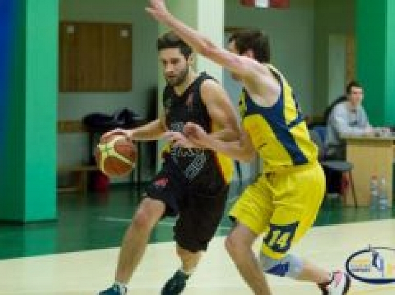 Čempionu un jauniešu dueļi: sestās nedēļas spēļu apskats
