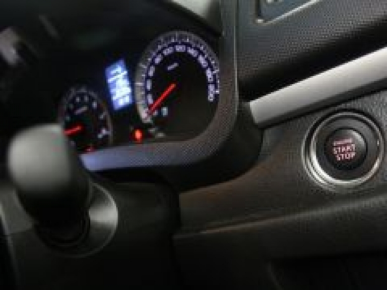 Līdz Kūdrai ir apledojums uz Ventspils šosejas