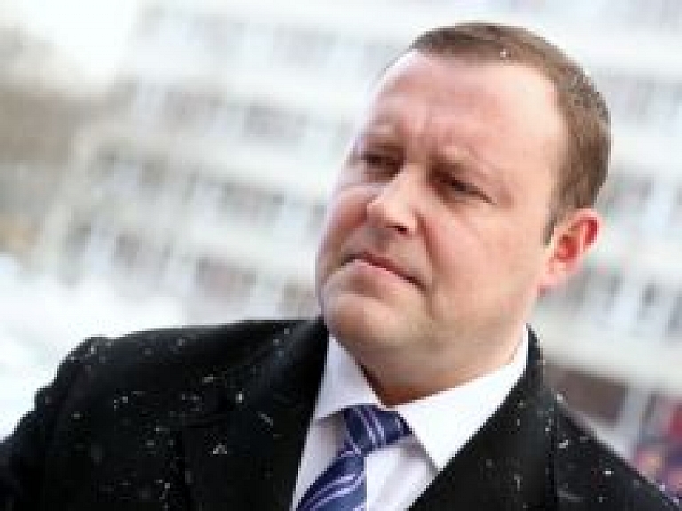 Izvērtēs kaitbordista glābšanas darbus un meklēs iespējas uzlabot glābšanas servisu piekrastē