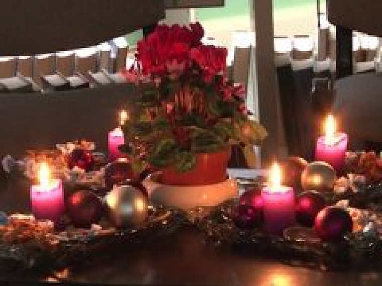 Ziemassvētku lasījums bērniem "Ziemassvētku atgādinājumi..."