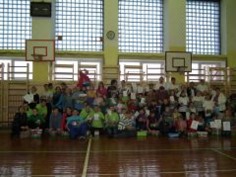 Līvānos aizvadīti sporta svētki bērniem un jauniešiem ar īpašām vajadzībām