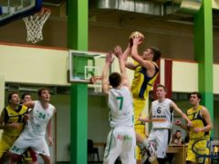 Valmieras pilsētas čempionāta basketbolā 13.decembra spēļu apskats