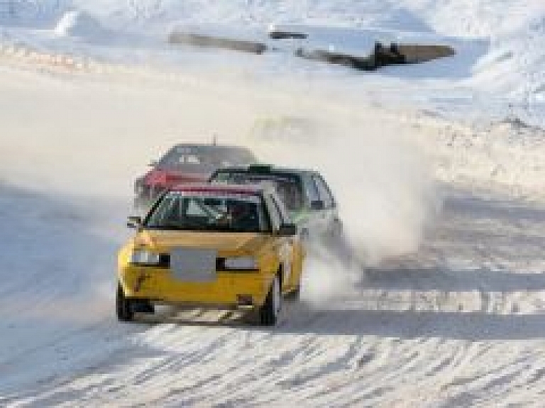Brenguļu autotrasē dos startu ziemas folkreisa un autokrosa sezonai