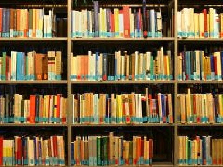 Pētījums: biežāk apmeklētās kultūras iestādes Vidzemē ir bibliotēkas