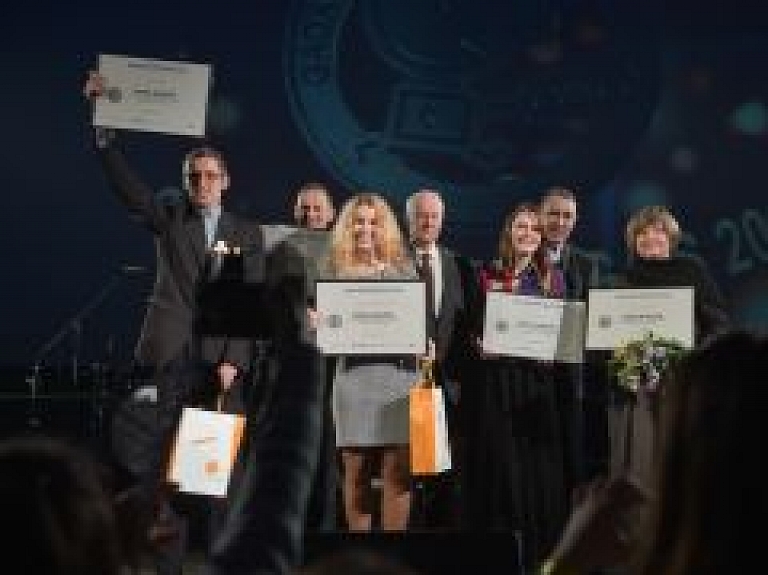 Aija Dimza no Jūrmalas saņem goda zīmi "Gada brīvprātīgais"