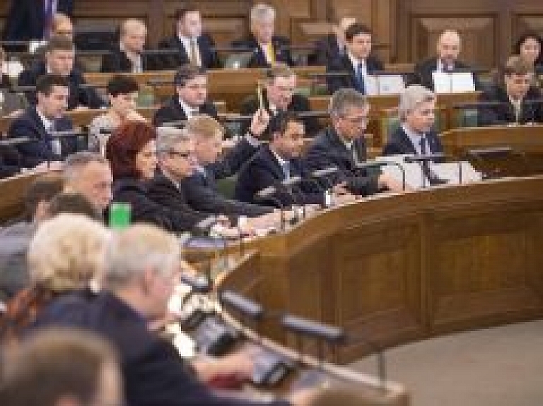 Apstiprina Latvijas un ASV līgumu par nodokļu pienākumu izpildes uzlabošanu