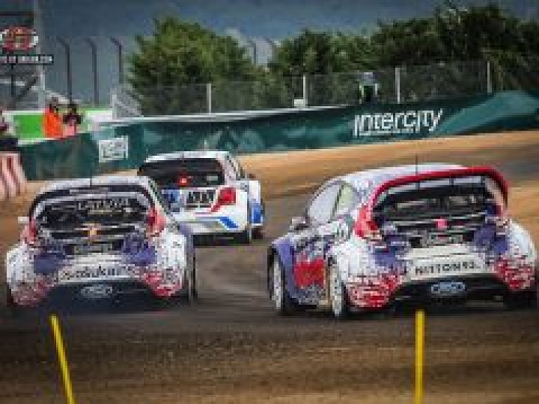 Reinis Nitišs piektdien un sestdien aizvada izšķirošo cīņu par PČ medaļām