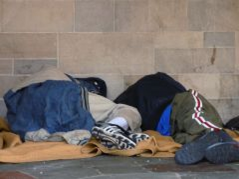 Oktobrī samazinājies trūcīgo skaits