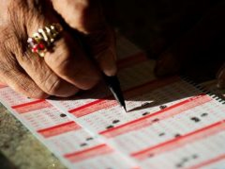Valmierietis brāķētas loterijas biļetes dēļ nevar saņemt laimestu