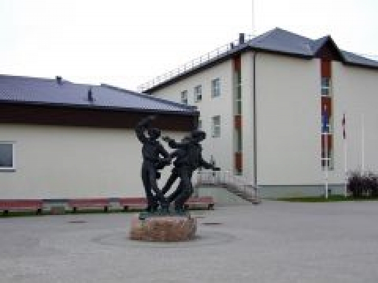 Vidzemes Augstskola aicina darbā studiju speciālistu