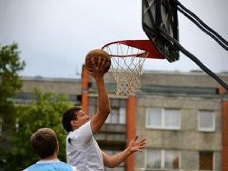 "North Basket" Limbažu svētkos aicina uz ielu basketbola turnīru