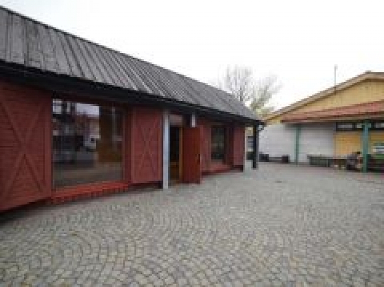 Ventspils Vecpilsētas tirgū piedāvā nomāt kiosku