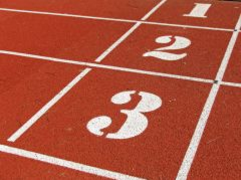 Līvāniešiem godalgotas vietas Skrien Latvija sereāla pusmaratonā