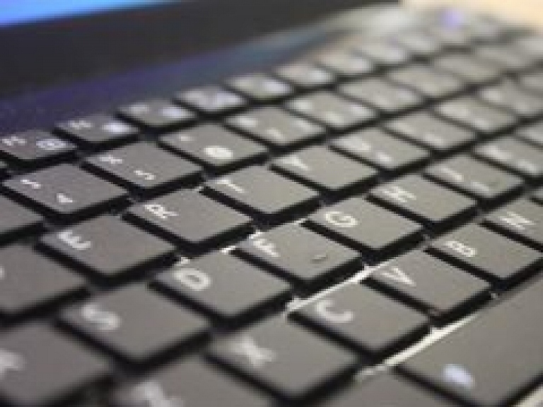 Aizputē noris interneta tīklu modernizācija ātrākam internetam