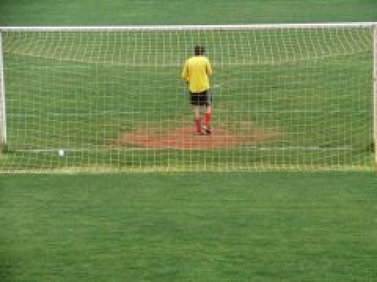 Aizvadīts Ludzas novada atklātais turnīrs minifutbolā
