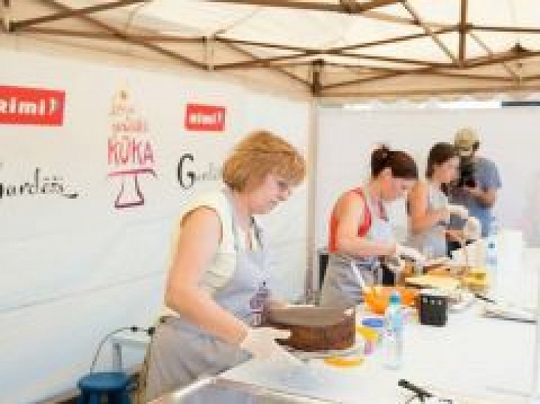 Noskaidrotas gardāko kūku cepējas Zemgalē