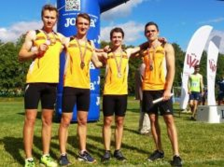 Siguldas vieglatlēti – Latvijas čempionāta medaļnieki