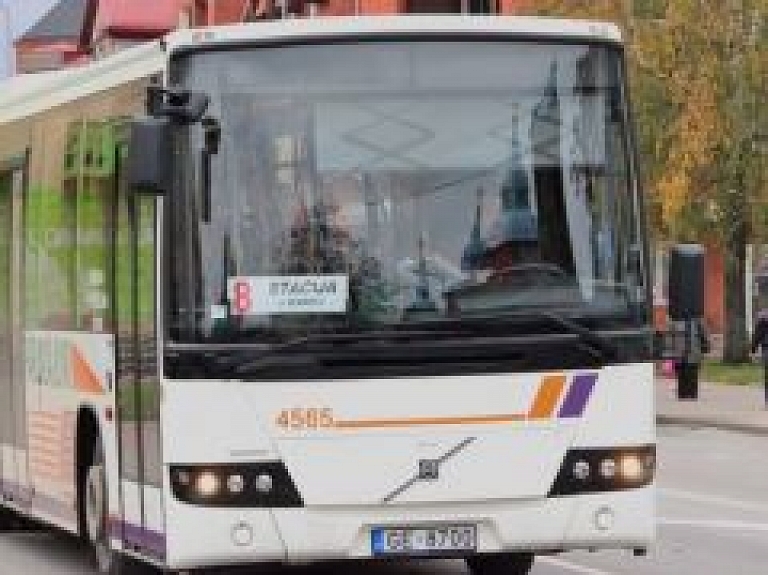 "VTU Valmiera": Kas jāņem vērā, karstā laikā pārvietojoties ar autobusu