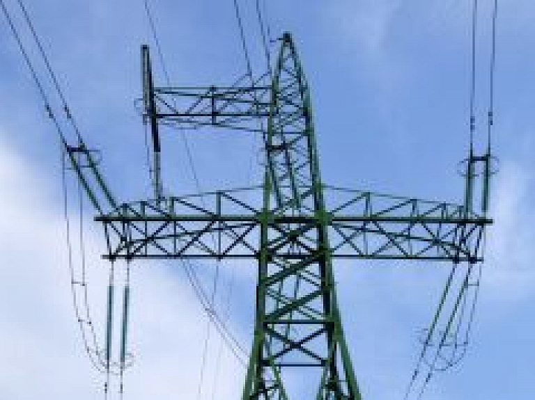 Valmierā paaugstina elektroapgādes kvalitāti