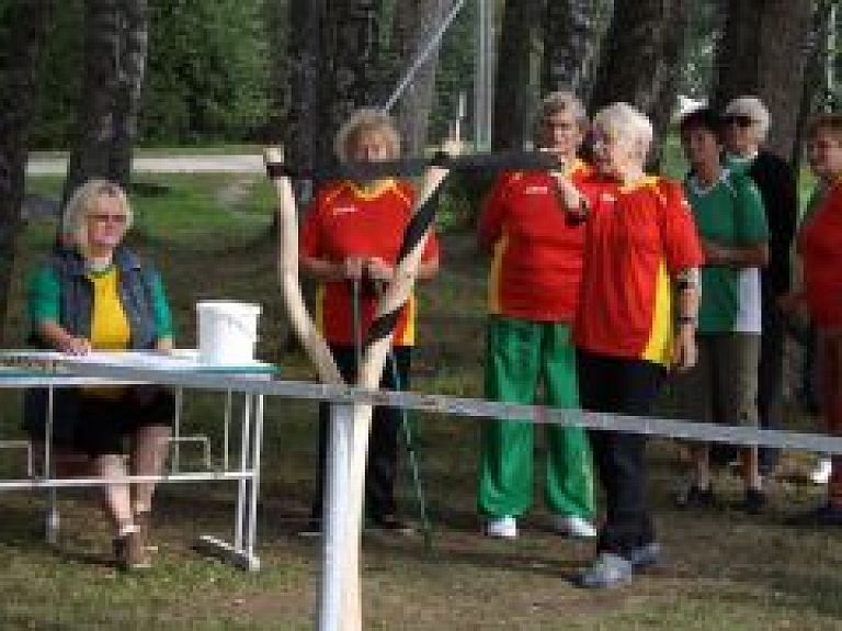 Aicina pieteikt komandu Burtnieku novada senioru sporta spēlēm