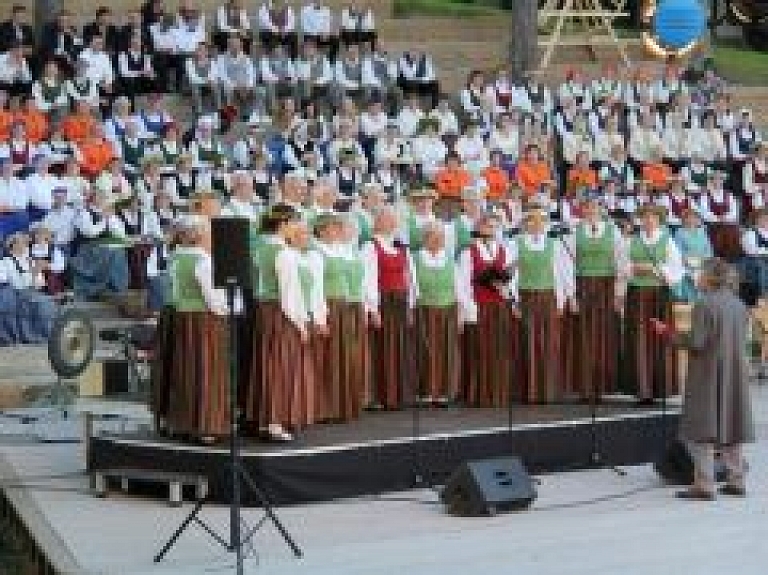 Korim "Imera" veiksmīga dalība Mazpilsētu un Lauku koru konkursā