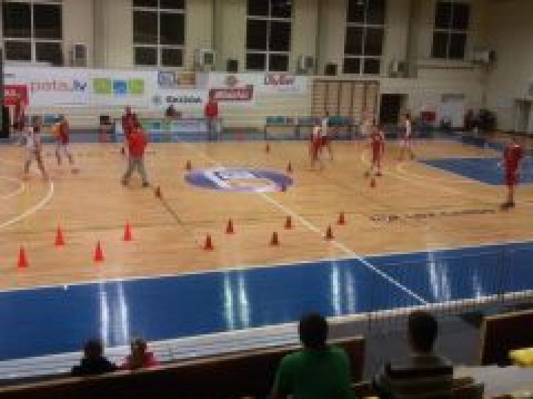 BK "Jēkabpils" aizvada pirmo atvērto treniņu