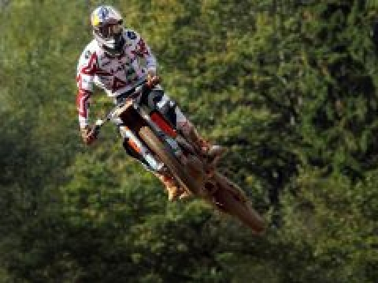 Nāciju motokrosā Ķegumā uzvaru izcīna Francija