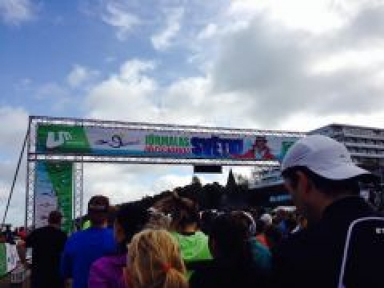 Pirmie Jūrmalas skriešanas svētki gūst milzīgu popularitāti