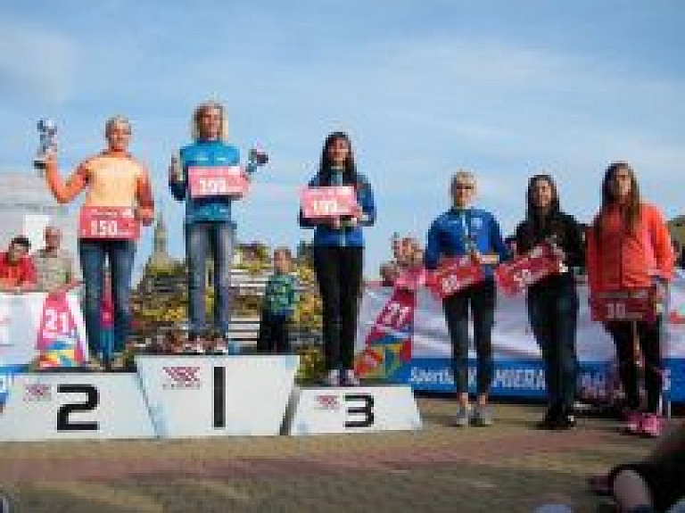 Līvānu novada vieglatlētikas klubs veiksmīgi aizvada "Skrien Latvija" Valmierā