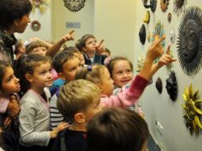 Ar plašu pasākumu programmu oktobris Rīgā būs "Bērnu kultūras mēnesis"