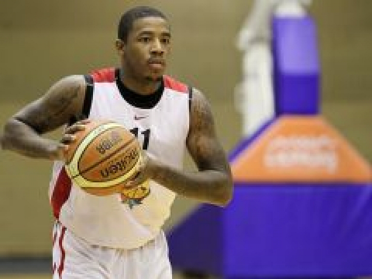 Uz pārbaudes laiku BK "Jēkabpils" ieradies amerikānis Terenss Džounss