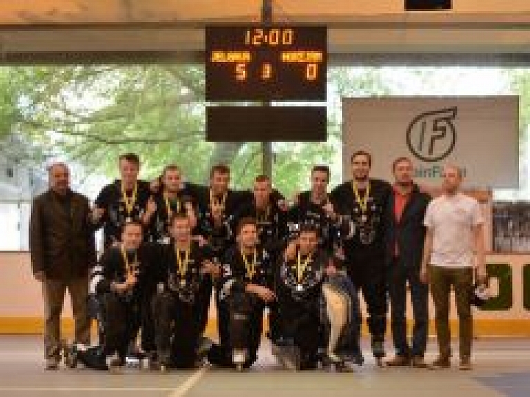 Inline hokeja komanda "Jelgava" saglabā Latvijas čempionu titulu