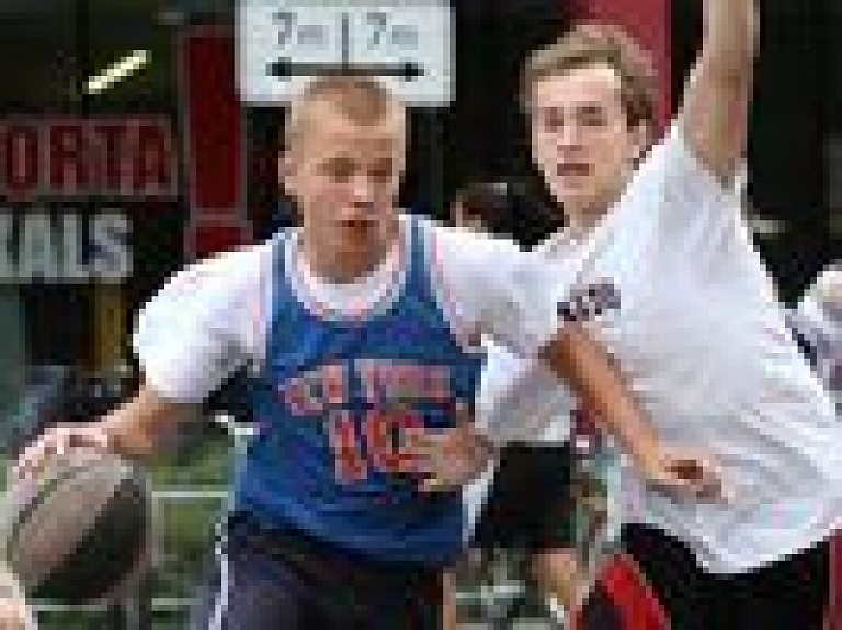 Liepājā vasaras ielu basketbola čempionāta ceturtajā posmā uzvar komanda "Hektors"