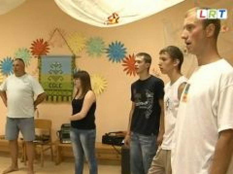 Medņevas pagastā aizvadīta dziedāšanas meistardarbnīca (video)