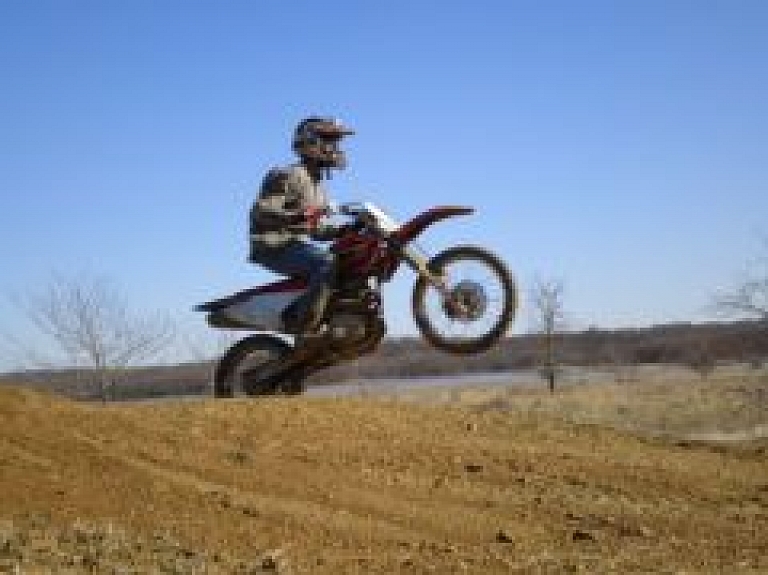 Staru mototrasē notiks Latvijas čempionāta motokrosā posms