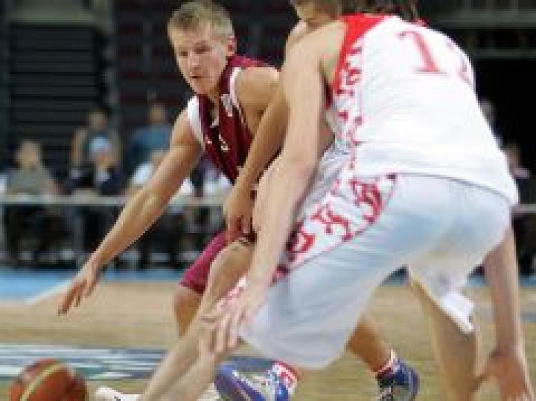 Basketbolists Kaufmanis karjeru turpinās Spānijas otrajā līgā