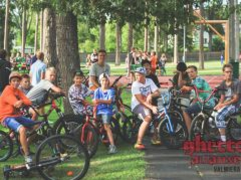 "Ghetto Alianse" Valmiera aizvada pēdējo ielu basketbola posmu