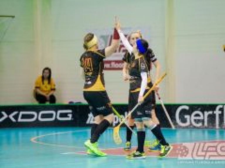 Sākas starptautiskais florbola turnīrs "Unihoc Riga Cup"