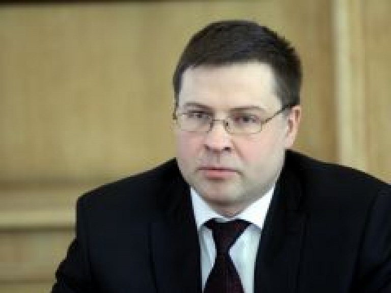 Dombrovskis: Latvijas IKP prognozes nāksies koriģēt uz leju