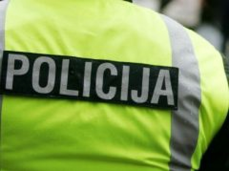 Ātruma pārkāpēju kontrolei policija pirks foto-video radarus