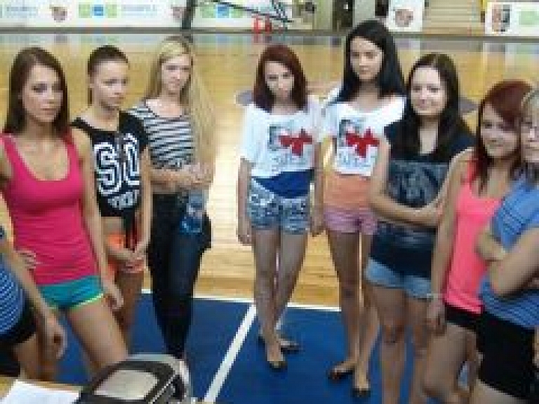 BK "Jēkabpils" karsējmeiteņu sastāvs jaunajai sezonai ir nokomplektēts