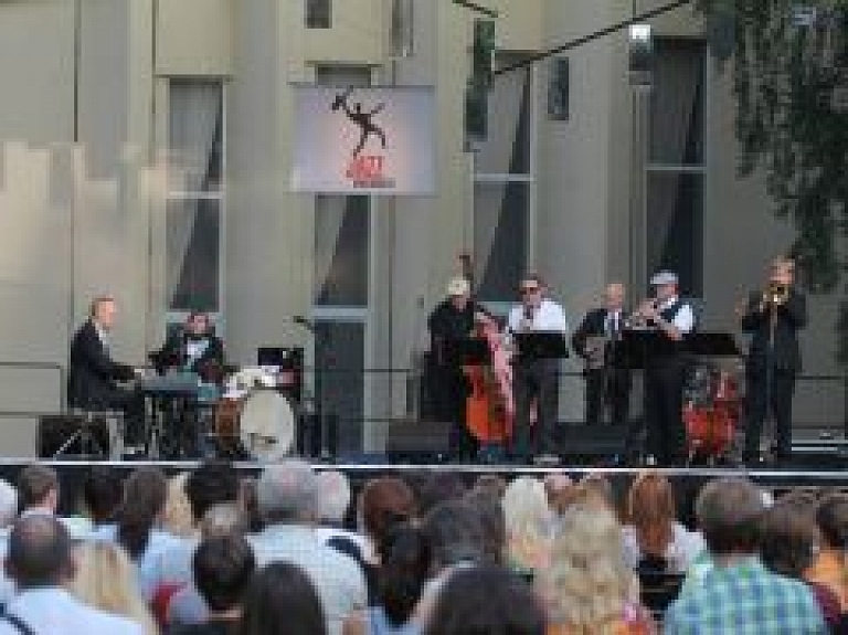 "Saulkrasti Jazz 2014" uzstāsies Hansa Anteheda ansamblis