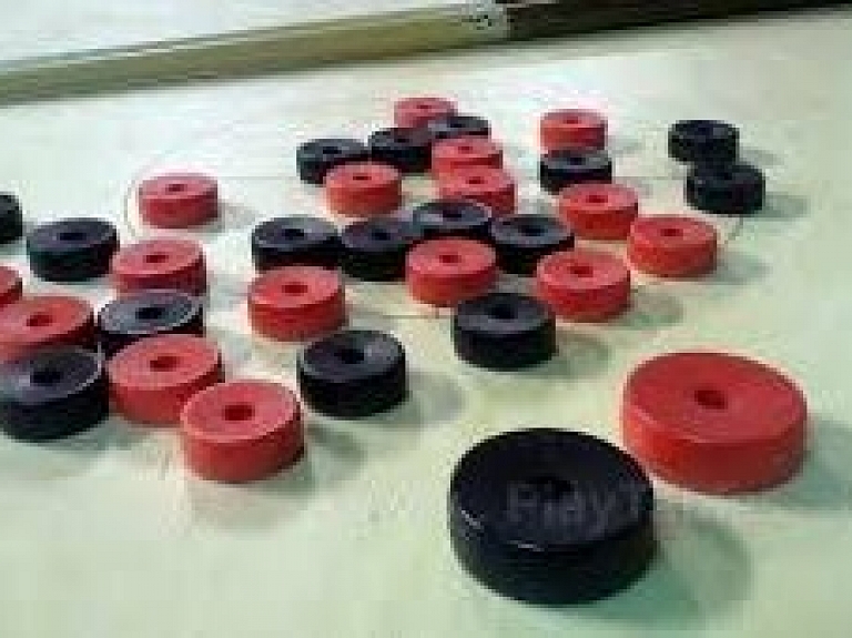 V Eiropas kausa posmā olimpiskajā sešiniekā Uldis Kampāns un Rita Šķipare