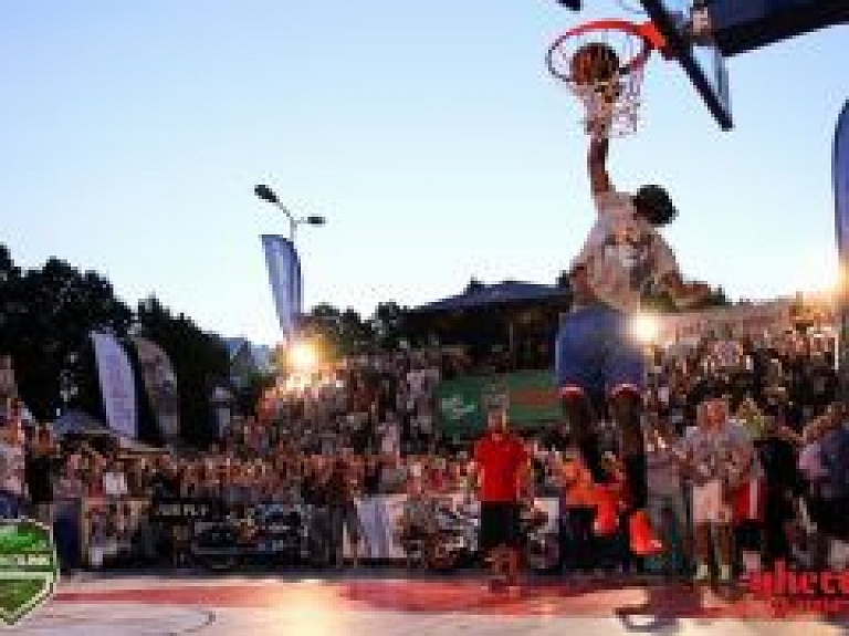 Grīziņkalnā - "Sprite Slam Dunk" konkurss ar slavenākajiem pasaules dankeriem