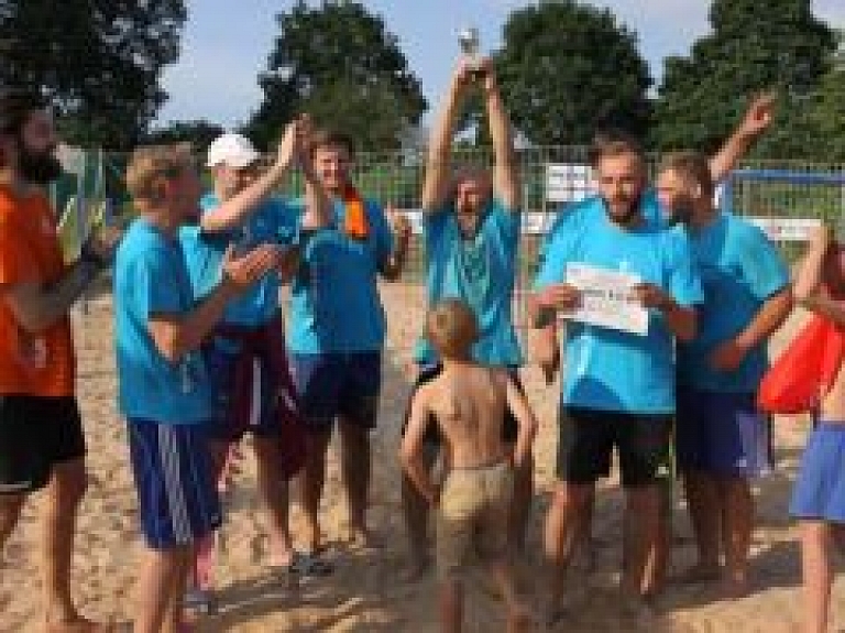 "Jēkabpils kausā" triumfē "Lindorff Blue Jackets" un LSPA